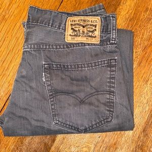 Gray Levi’s 505 jeans